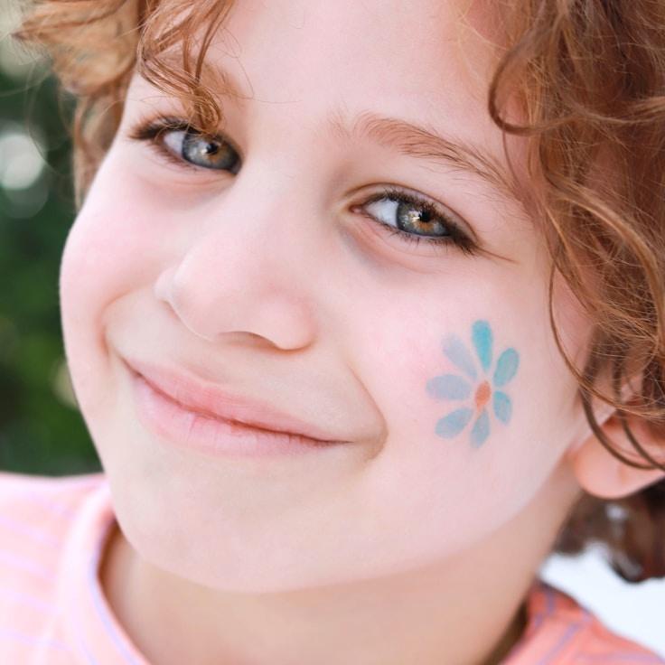 Ravi Kapoor, Client Relations Director, discussing corporate gifting strategy with business clients